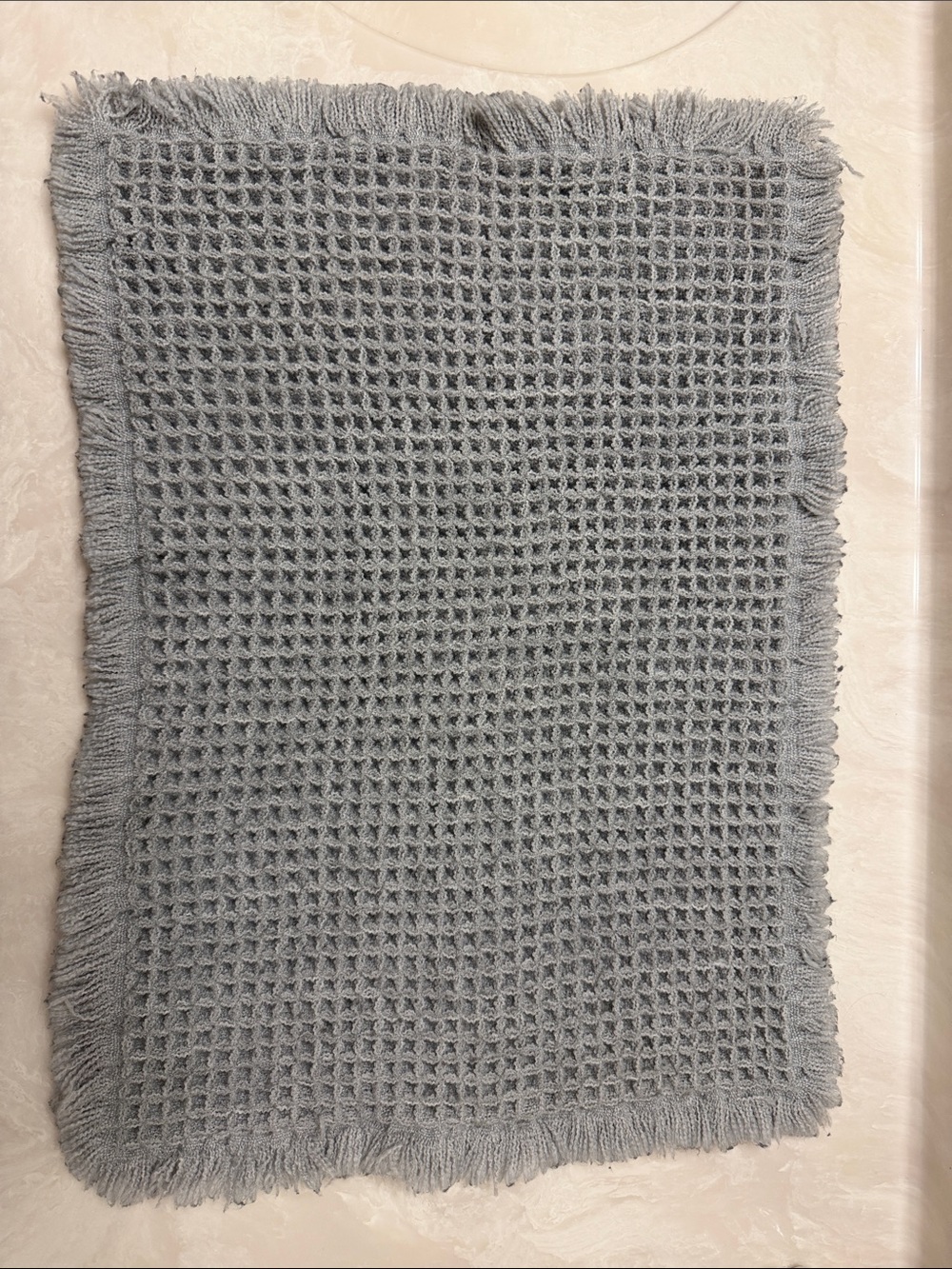 Gray Waffle Knit Fringe Bath Mat